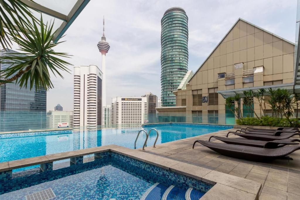 Cozy Super King Bed Studio Walking To Petronas Klcc Куала-Лумпур Экстерьер фото